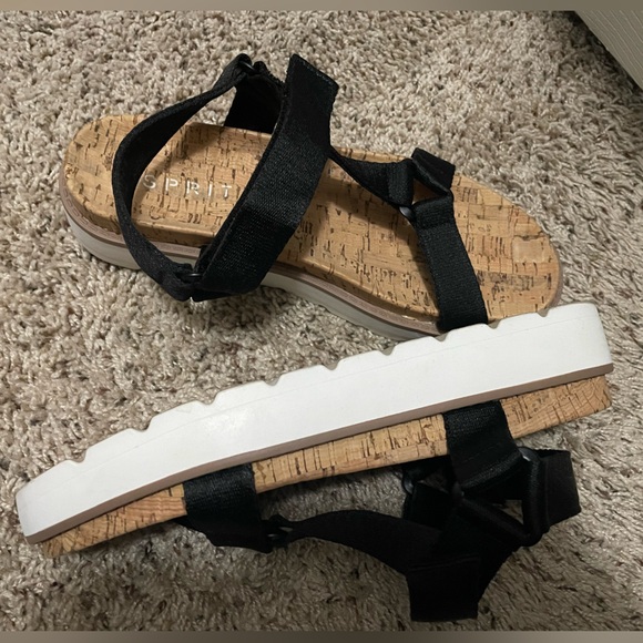 Comfortable black sandals - Picture 2 of 3